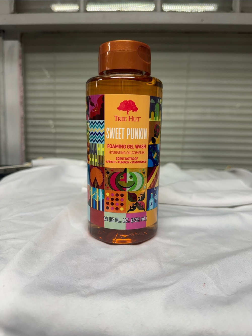 New! Tree Hut Sweet Punkin Foaming Gel Wash
